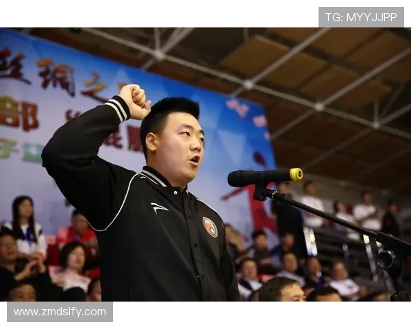 李丽的篮球之路：从梦想起航到职业生涯的心路历程